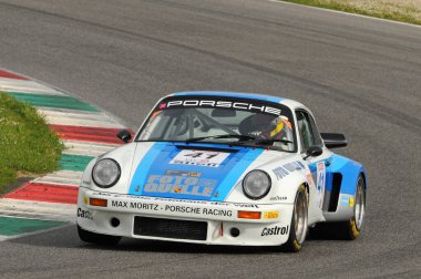 Mugello Tarihi Klasiği - 25 Nisan 2014 - PORSCHE 911 RSR - 1976 Laurent LALMAND tarafından Mugello Pisti, İtalya.