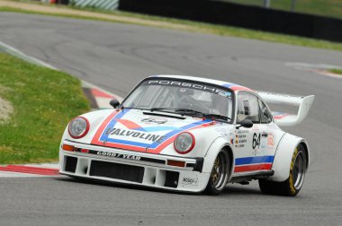 Mugello Tarihi Klasik 25 Nisan 2014 - PORSCHE 934 - 1976 Hans-Joerg HABNER - Jurgen BARTH Mugello Pisti, İtalya.