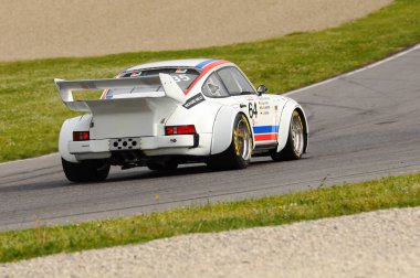 Mugello Tarihi Klasik 25 Nisan 2014 - PORSCHE 934 - 1976 Hans-Joerg HABNER - Jurgen BARTH Mugello Pisti, İtalya.
