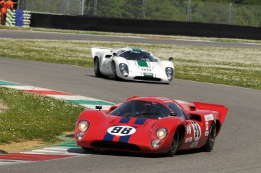 Mugello Tarihi Klasiği 25 Nisan 2014: LOLA T70 Mk III B 1969, Mugello Circuit, İtalya.