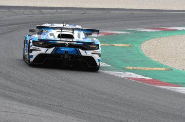 Scarperia, 25 Mart 2021: Equipe Verschuur takımından Renault RS01 Kolen-Van Loon-Verschuur tarafından İtalya 'daki Mugello Pisti' nde yapılan 12..