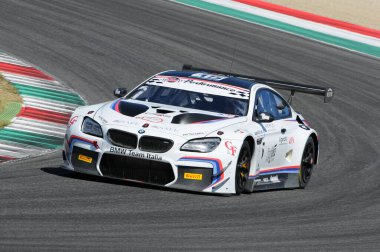 Mugello Pisti - 17 Temmuz 2016: BMW M6 GT3 - BMW Italia Team 'den Süper GT3 Sınıfı, A Cerqui ve S. Comandini, Campionato Italiano GT Mugello Circuit, İtalya.