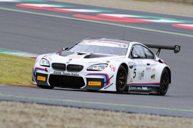 Mugello Pisti - 17 Temmuz 2016: BMW M6 GT3 - BMW Italia Team 'den Süper GT3 Sınıfı, A Cerqui ve S. Comandini, Campionato Italiano GT Mugello Circuit, İtalya.