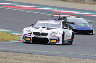 Mugello Pisti - 17 Temmuz 2016: BMW M6 GT3 - BMW Italia Team 'den Süper GT3 Sınıfı, A Cerqui ve S. Comandini, Campionato Italiano GT Mugello Circuit, İtalya.