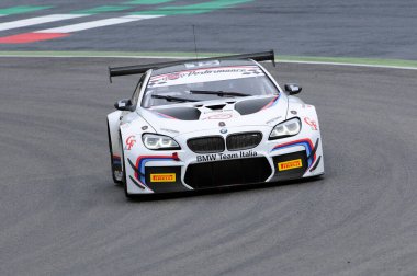 Mugello Pisti - 17 Temmuz 2016: BMW M6 GT3 - BMW Italia Team 'den Süper GT3 Sınıfı, A Cerqui ve S. Comandini, Campionato Italiano GT Mugello Circuit, İtalya.