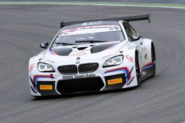 Mugello Pisti - 17 Temmuz 2016: BMW M6 GT3 - BMW Italia Team 'den Süper GT3 Sınıfı, A Cerqui ve S. Comandini, Campionato Italiano GT Mugello Circuit, İtalya.