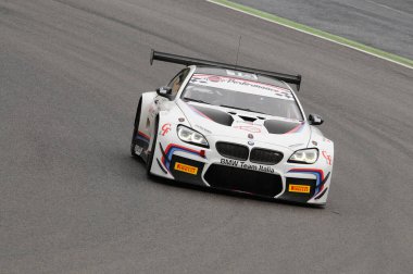 Mugello Pisti - 17 Temmuz 2016: BMW M6 GT3 - BMW Italia Team 'den Süper GT3 Sınıfı, A Cerqui ve S. Comandini, Campionato Italiano GT Mugello Circuit, İtalya.