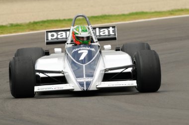 Imola, 6 Haziran 2012: Classic F1 Car 1981 Brabham BT49c ex Nelson Piquet - Riccardo Patrese, Imola Classic 2012 'nin İtalya' daki Imola Circuit uygulaması sırasında.