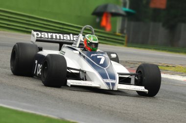 Imola, 6 Haziran 2012: Classic F1 Car 1981 Brabham BT49c ex Nelson Piquet - Riccardo Patrese, Imola Classic 2012 'nin İtalya' daki Imola Circuit uygulaması sırasında.