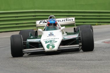 Imola, 6 Haziran 2012: Classic F1 Car 1982 Williams FW 08 ex Keke Rosberg üzerinde Imola Classic 2012 'nin İtalya' daki uygulaması sırasında bilinmeyen koşu.