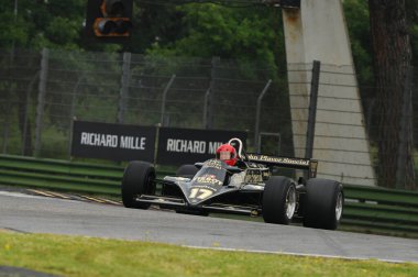 Imola, 6 Haziran 2012: Classic F1 Car 1982, Elio De Angelis - Nigel Mansell, Imola Classic 2012, Imola Circuit, İtalya.