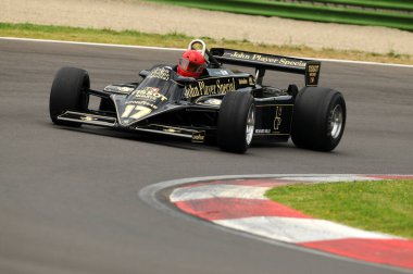 Imola, 6 Haziran 2012: Classic F1 Car 1982, Elio De Angelis - Nigel Mansell, Imola Classic 2012, Imola Circuit, İtalya.