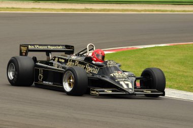 Imola, 6 Haziran 2012: Classic F1 Car 1982, Elio De Angelis - Nigel Mansell, Imola Classic 2012, Imola Circuit, İtalya.