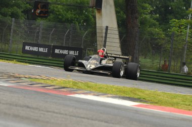 Imola, 6 Haziran 2012: Classic F1 Car 1982, Elio De Angelis - Nigel Mansell, Imola Classic 2012, Imola Circuit, İtalya.