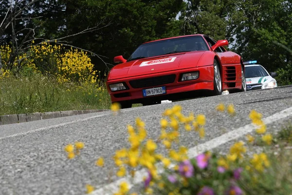 2021年6月18日 意大利基安蒂的潘扎诺 在2021年法拉利嘉年华 Ferrari Tribute Mille Miglia 未知驾驶法拉利348 意大利 — 图库照片