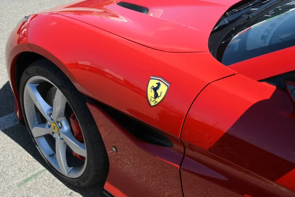Circuito Mugello Julho 2021 Detalhe Ferrari Portofino Exposição Cais Circuito — Fotografia de Stock