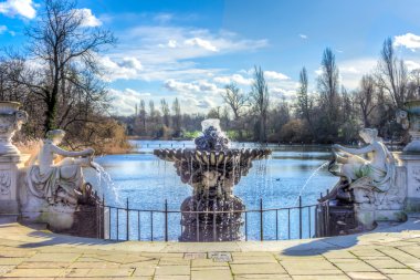Hyde park Londra İtalyan bahçeleri