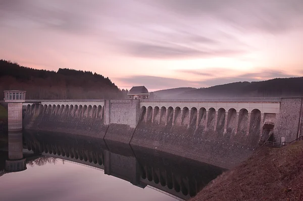 Gün batımı reservoir baraj lister