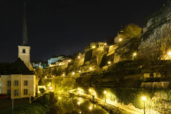 Lüksemburg şehir manzarası, gece