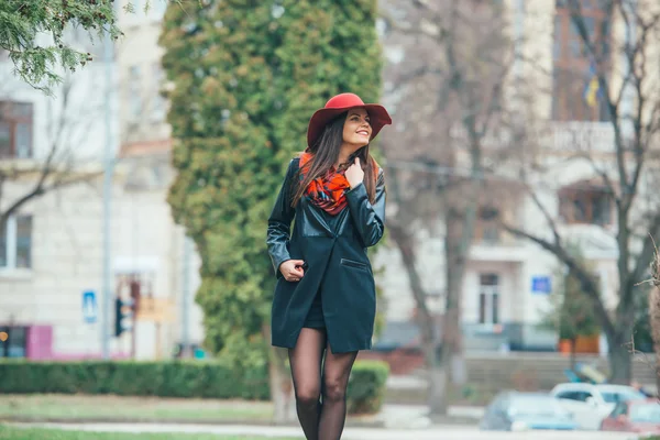 Jolies filles sur une promenade — Photo