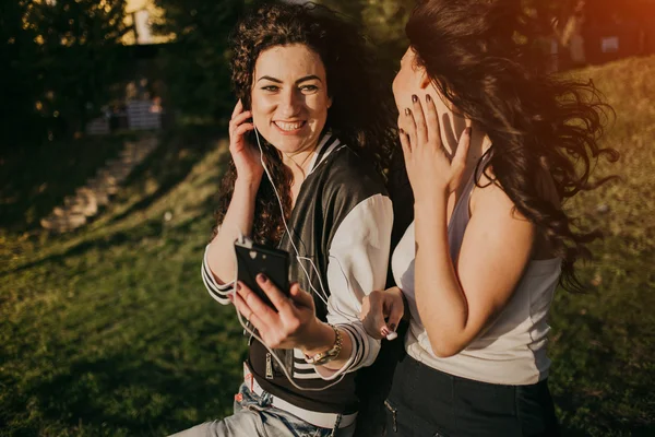 Tre belle ragazze — Foto Stock