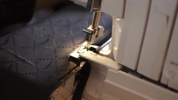 Creative female tailor working with sewing machine — Stock Video
