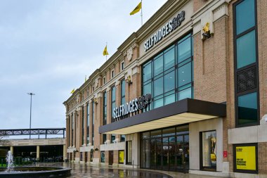 Manchester, İngiltere, 28 Şubat 2026: Trafford Merkezi Manchester Selfridges Mağazası