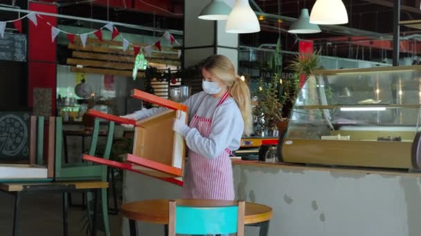 关闭验尸官后重新开放小型咖啡店 — 图库视频影像