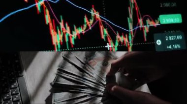 Finansal piyasadaki kripto para biriminin dijital bir grafiği gündelik olarak yükseldiğini veya düştüğünü gösteriyor. Bitcoin değeri ve kriz sırasında dijital varlık yatırımcıları için bir dolar. Tüccar kârı.