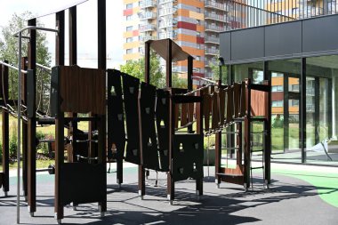 Parktaki oyun parkı