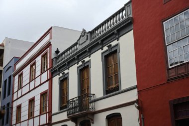 Eski binanın eski şehri, Santa Cruz.