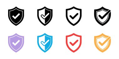 Görüntü sekiz vektör güvenlik kalkanı simgesini gösteriyor, her birinde bir kontrol işareti var. Kalkanlar siyah, mavi, mor, kırmızı ve altın renginde sunulur, koruma ve doğrulama vurgulanır.