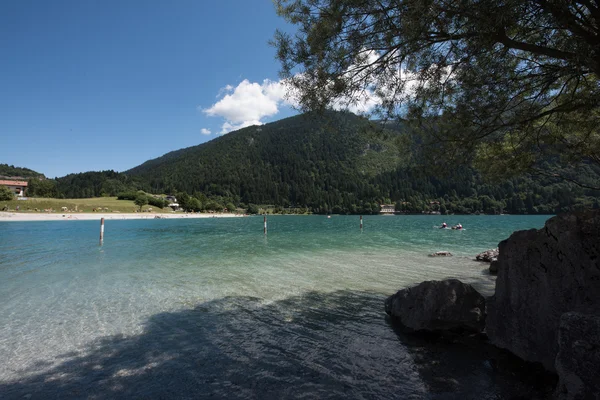 Vista do lago de montains — Fotografia de Stock