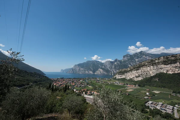 Vista lago da monti — Foto Stock