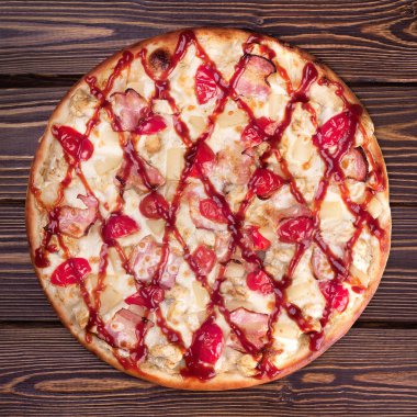 Lezzetli, sulu pizza