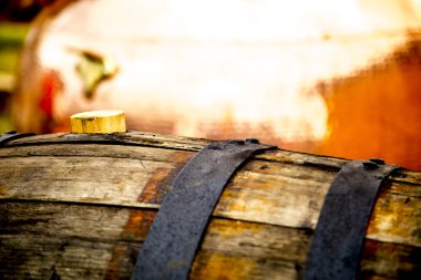 yaşlı ahşap varil