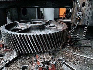 Sanayi Tornası Makineleri Değirmen Kesici dişli hassasiyet