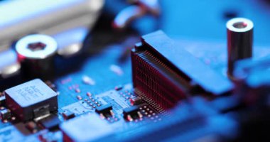 m2 ssd bağlantı ana kart üzerinde seçici odaklı makro detay