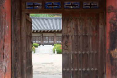 Geleneksel Kore Mimari Tarzı Hanok Konutları