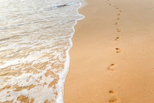 Passos na praia — Fotografia de Stock