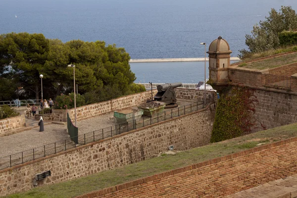 Castillo de Montjuic en la montaña Montjuic . —  Fotos de Stock