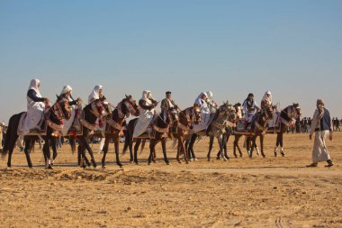 DOUZ, TUNISIA. 21 Aralık 2018 'de. Douz, Tunus 'ta Sahra Festivali.