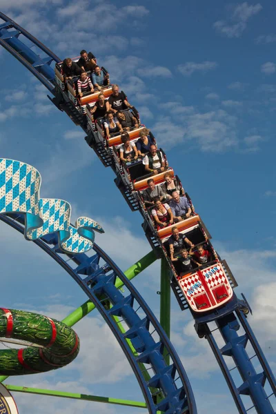 Stuttgart Germany September 2019 Amusement Roller Coaster People — Stock Photo, Image