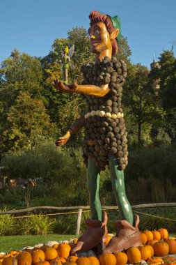 LUDWIGSBURG, Almanya, 10 Ekim 2019. Rakamlar, Almanya 'nın Ludwigsburg kasabasındaki bir balkabağından yapıldı..