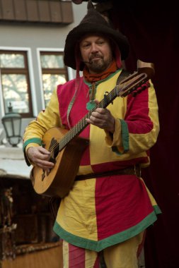 ESSLINGEN AM NECKAR. GERÇEK. 21 Aralık 2019 'da. Esslingen am Neckar, Almanya 'da geleneksel Noel pazarı.