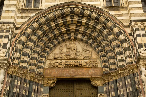 Italie Genoa Fevrier 2020 Fragment Décoration Façade Cathédrale San Lorenzo — Photo