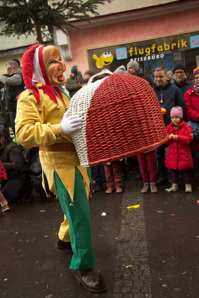 ドイツ シュターガート2020年1月19日 ドイツのシュトゥットガルトで伝統的な仮面カーニバルの行列 — ストック写真