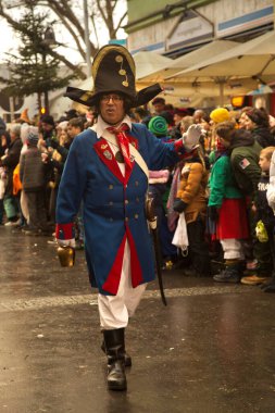 STUTTGART, ALMANY, 19 HAZİRAN 2020. Almanya 'nın Stuttgart şehrinde geleneksel maskeli karnaval alayı. 