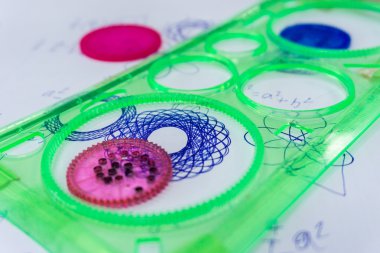 Gökadasında geometrik bir çizimdir