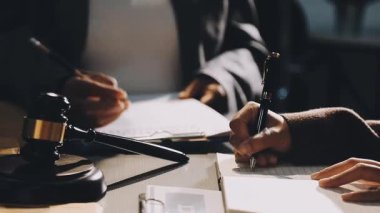 defter üzerinde yazma iş adamı